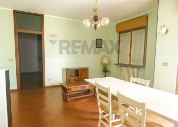 Sala da pranzo - Semi-detached house via torino
 
17, Caltignaga - photo 11