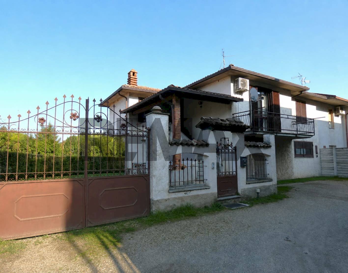 Casa all\'aperto - Villa via fermi
 
15b, Cava Manara - foto 1