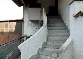 Scale - Villa via fermi
 
59, Cava Manara - photo 9