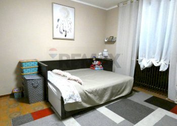 Camera / camera da letto - Villa via fermi
 
59, Cava Manara - photo 15