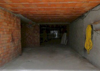 Parcheggio - Villa via fermi
 
59, Cava Manara - photo 29