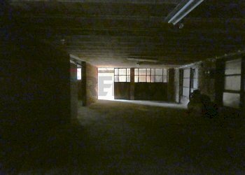 Parcheggio - Villa via fermi
 
59, Cava Manara - photo 31