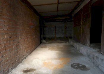 Parcheggio - Villa via fermi
 
59, Cava Manara - photo 33