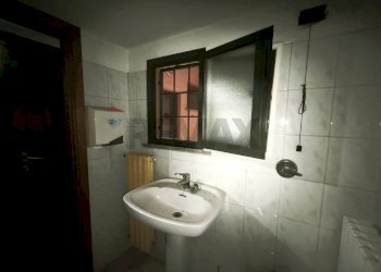 Bagno - Shop Beccaria, Pavia - photo 7