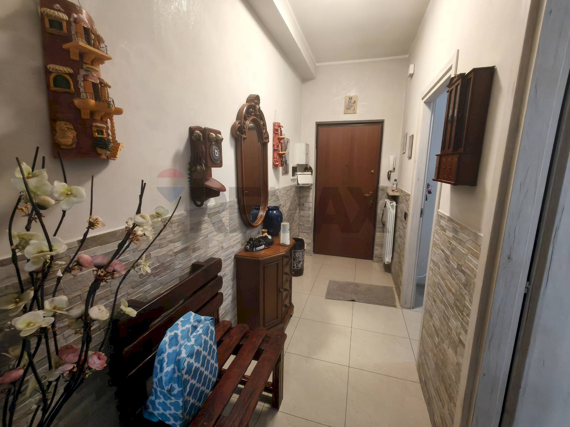 Hall / corridoio - Trilocale Via palazzo
 
13, Casorate Primo - foto 3