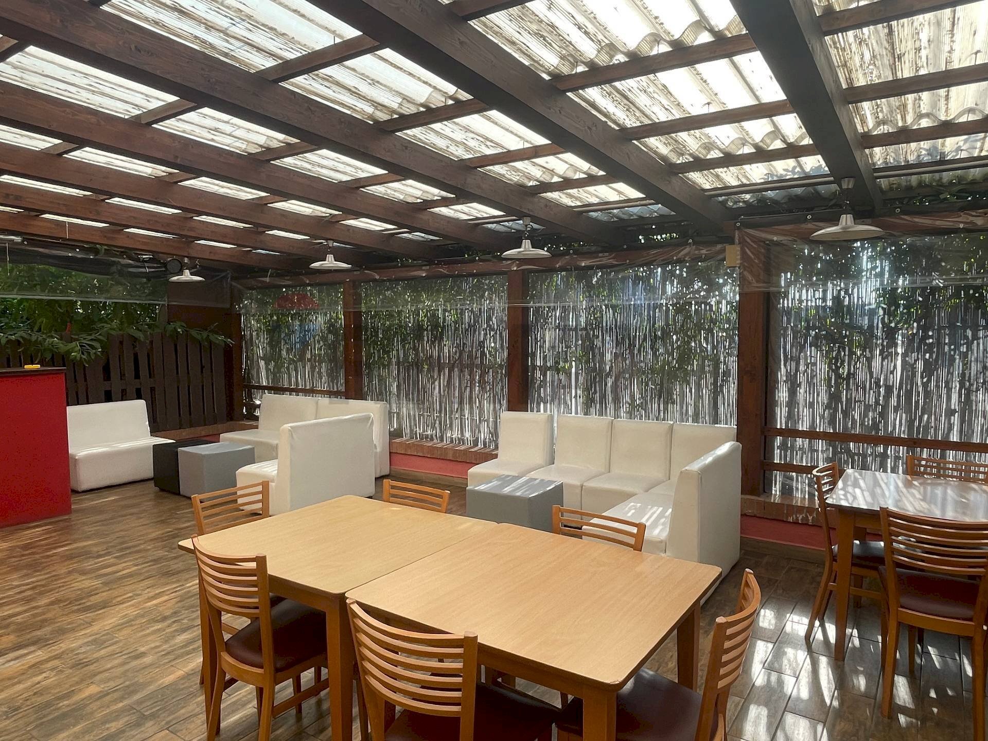 Terrazza - Attività Commerciale Via Dell'Industria, San Genesio ed Uniti - foto 3