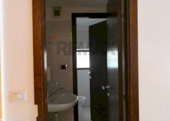 INTERNO - Commercial Activity PIAZZALE NEGRELLI
 
4, Milano - photo 6