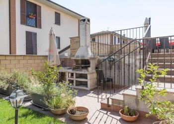 Casa all\'aperto - Villa Via Grazia Deledda
 
40, Ceranova - foto 9