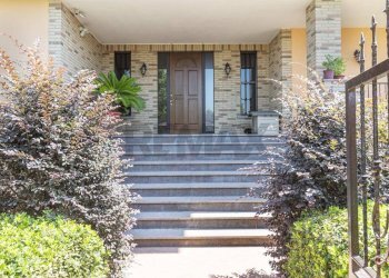 Casa all\'aperto - Villa Via Grazia Deledda
 
40, Ceranova - foto 16