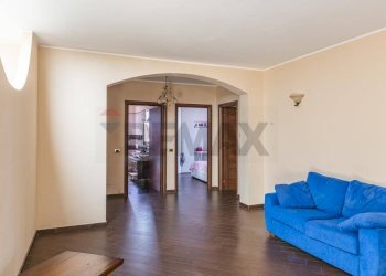 Soggiorno - Villa Via Grazia Deledda
 
40, Ceranova - foto 35