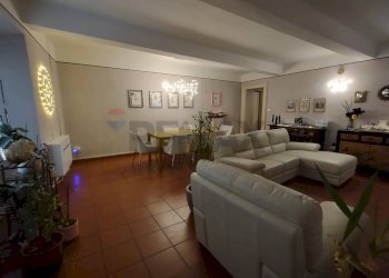 Sala da pranzo - Four-room apartment via P. Carpanelli
 
20, Pavia - photo 4