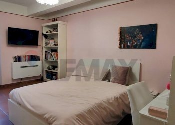 Camera / camera da letto - Four-room apartment via P. Carpanelli
 
20, Pavia - photo 11