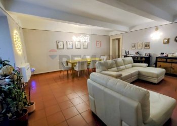 Sala da pranzo - Quadrilocale via P. Carpanelli
 
20, Pavia - foto 2