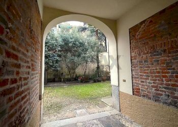 Giardino - Quadrilocale via P. Carpanelli
 
20, Pavia - foto 15