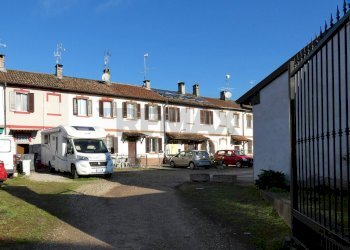 Edificio all\'aperto - Casa semi indipendente cascine calderari
 
11, Certosa di Pavia - foto 4