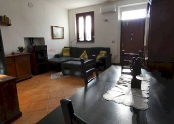 Sala da pranzo - Semi-detached house cascine calderari
 
11, Certosa di Pavia - photo 18