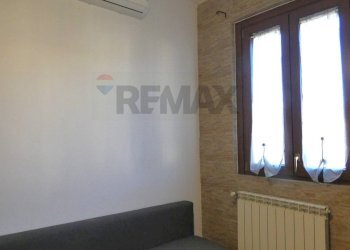 Soggiorno - Semi-detached house cascine calderari
 
11, Certosa di Pavia - photo 37