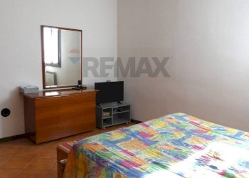 Camera / camera da letto - Semi-detached house cascine calderari
 
11, Certosa di Pavia - photo 44