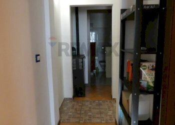 Hall / corridoio - Semi-detached house cascine calderari
 
11, Certosa di Pavia - photo 49