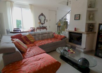 Soggiorno - Villa VIA ROMA
 
134, San Martino Siccomario - foto 18