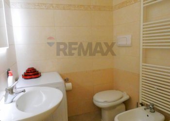 Bagno - Villa VIA ROMA
 
134, San Martino Siccomario - foto 20