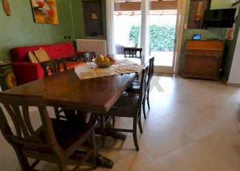 Sala da pranzo - Villa VIA ROMA
 
134, San Martino Siccomario - foto 24