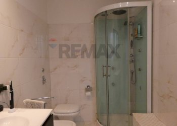 Bagno - Villa VIA ROMA
 
134, San Martino Siccomario - foto 36