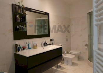 Bagno - Villa VIA ROMA
 
134, San Martino Siccomario - foto 38
