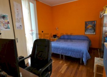 Camera / camera da letto - Villa VIA ROMA
 
134, San Martino Siccomario - foto 42