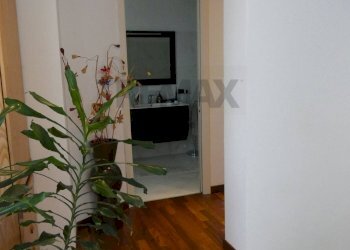 Hall / corridoio - Villa VIA ROMA
 
134, San Martino Siccomario - foto 46