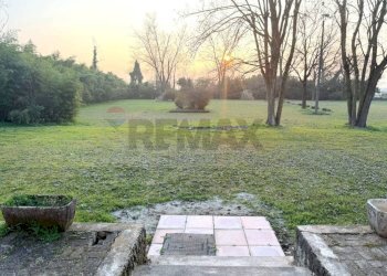 Giardino - Villa Via della Chiesa
 
1, Cassolnovo - foto 6