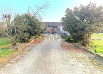 Casa all\'aperto - Villa Via della Chiesa
 
1, Cassolnovo - foto 11