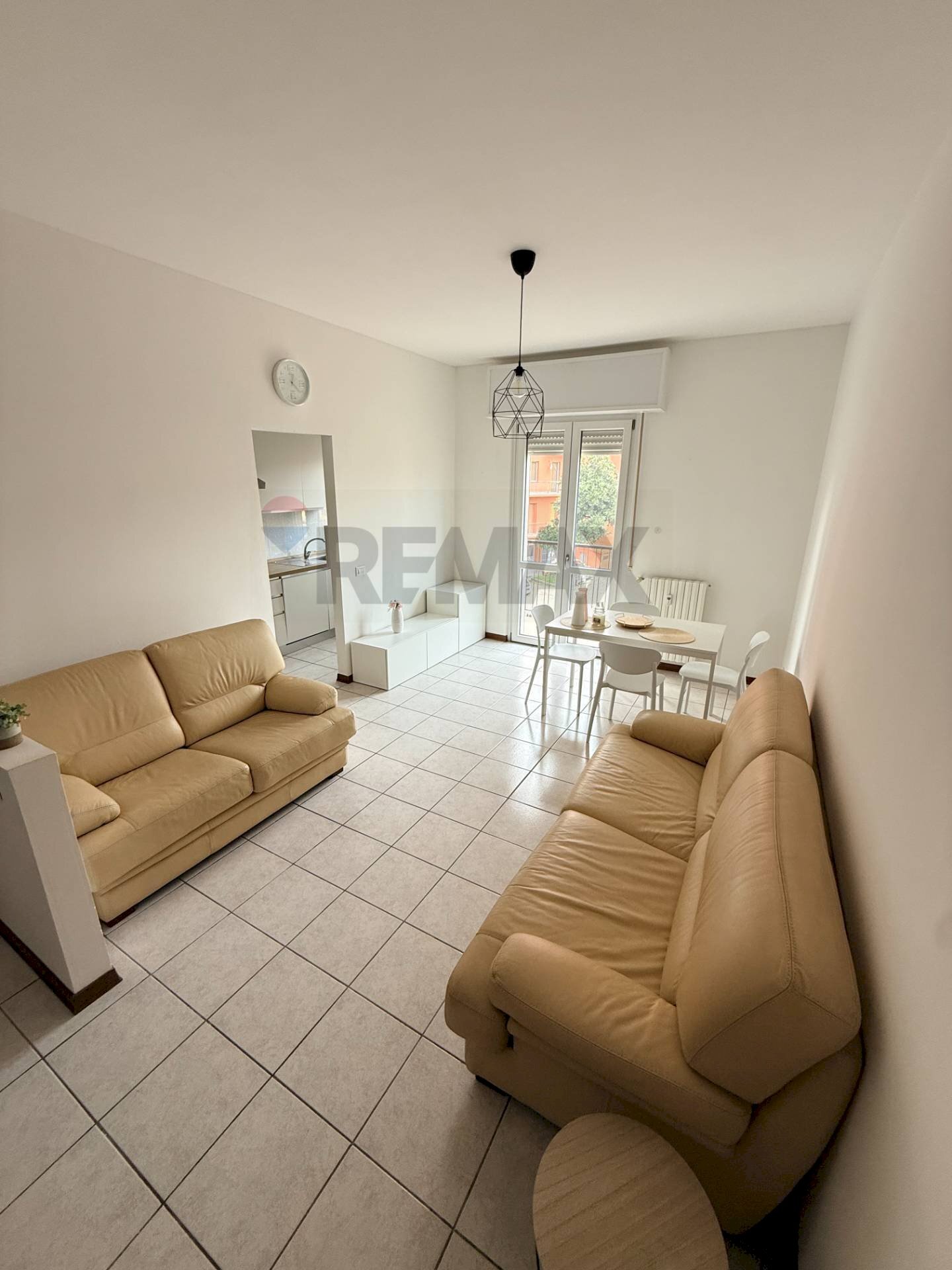 Sala da pranzo - Bilocale Viale Cremona
 
2, Pavia - foto 2