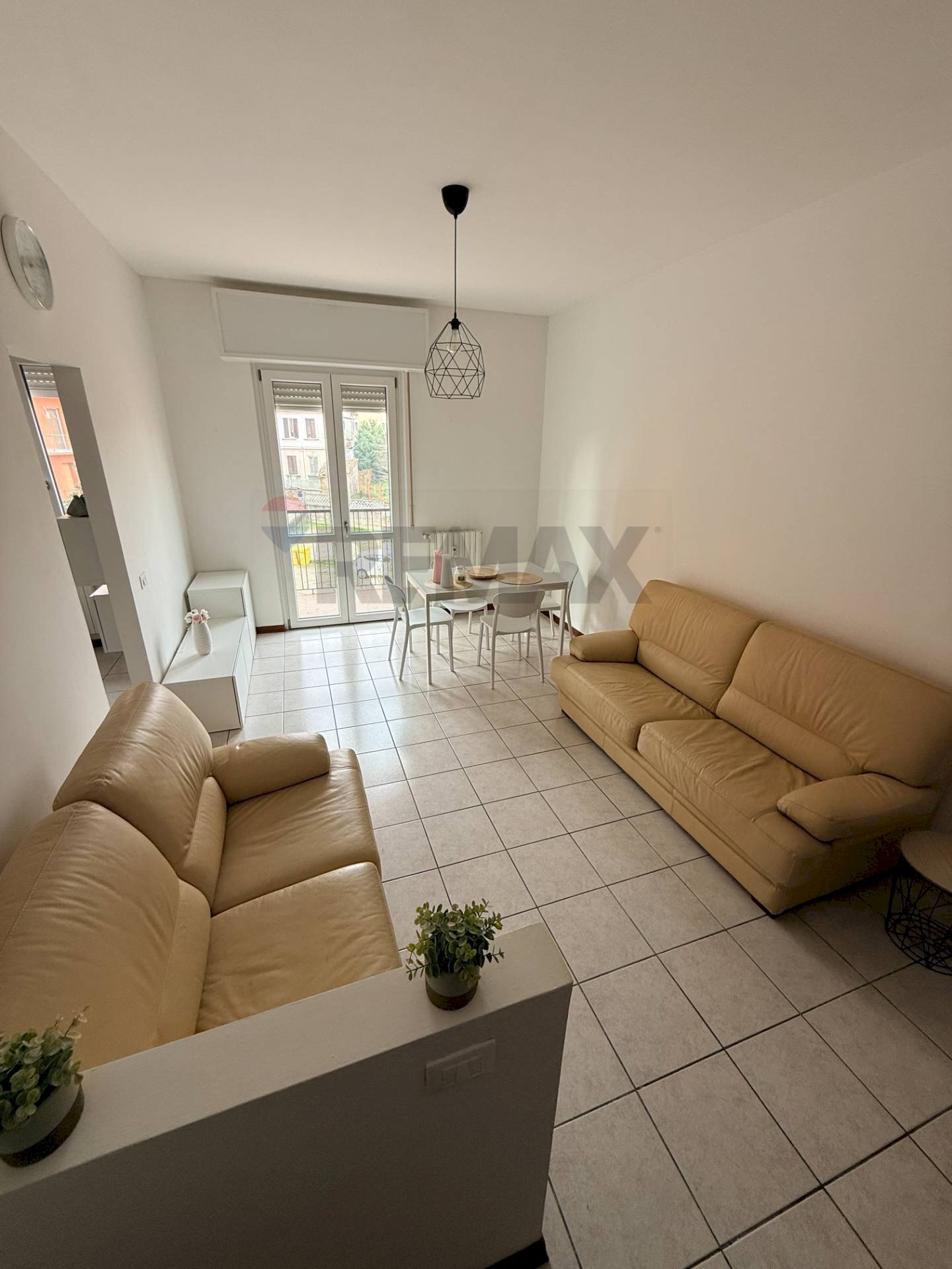 Soggiorno - Bilocale Viale Cremona
 
2, Pavia - foto 3