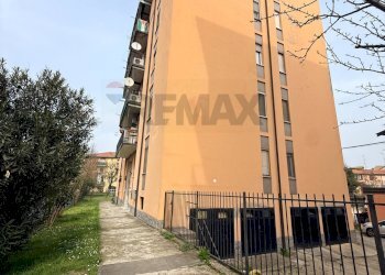 Edificio all\'aperto - Bilocale Viale Cremona
 
2, Pavia - foto 1