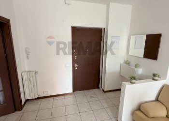 Soggiorno - Bilocale Viale Cremona
 
2, Pavia - foto 8