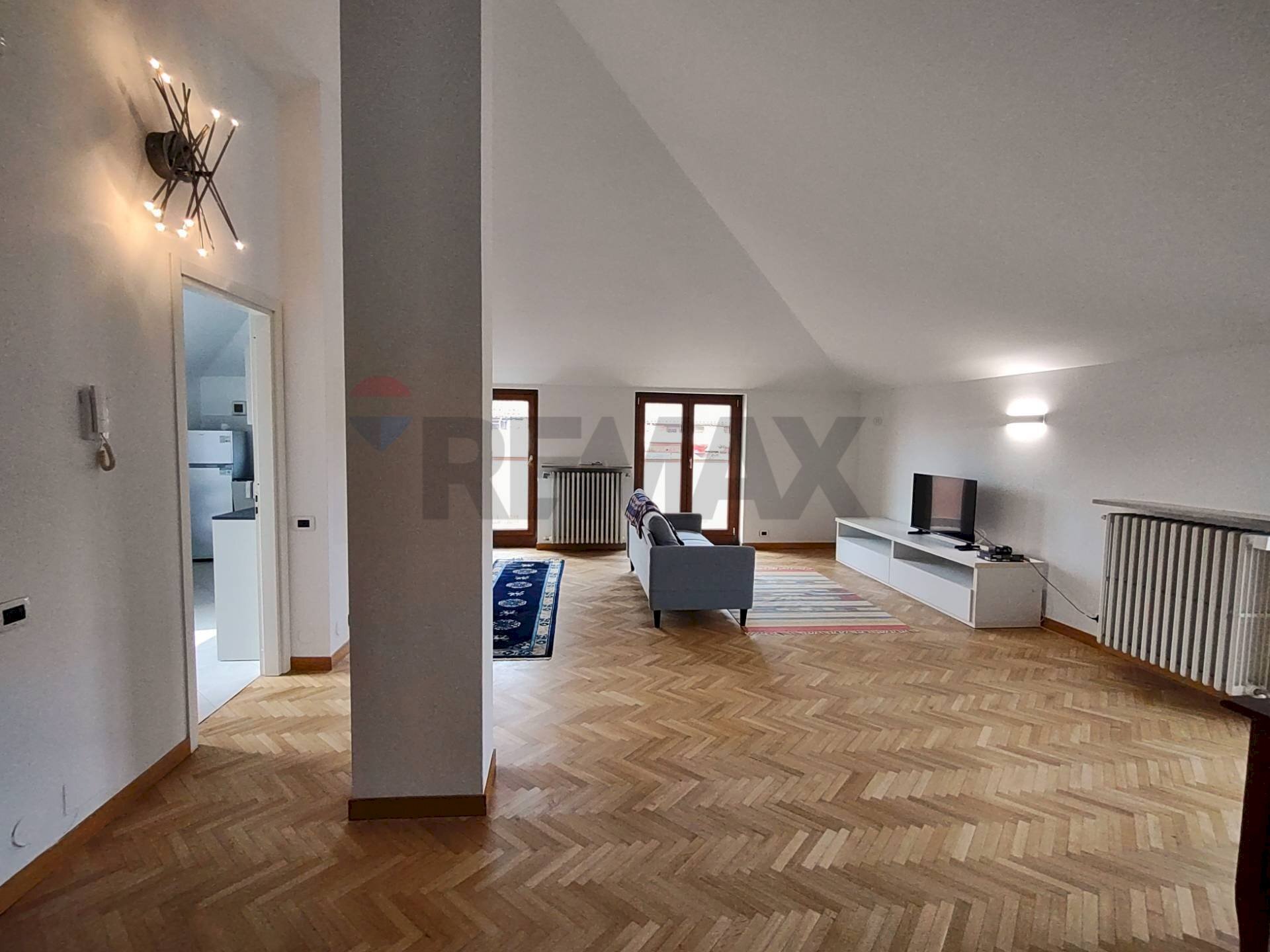 Soggiorno - Attic Viale Libetà
 
17, Pavia - photo 1