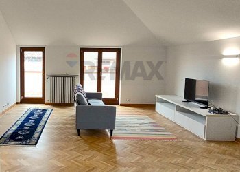 Soggiorno - Attico Viale Libetà
 
17, Pavia - foto 3