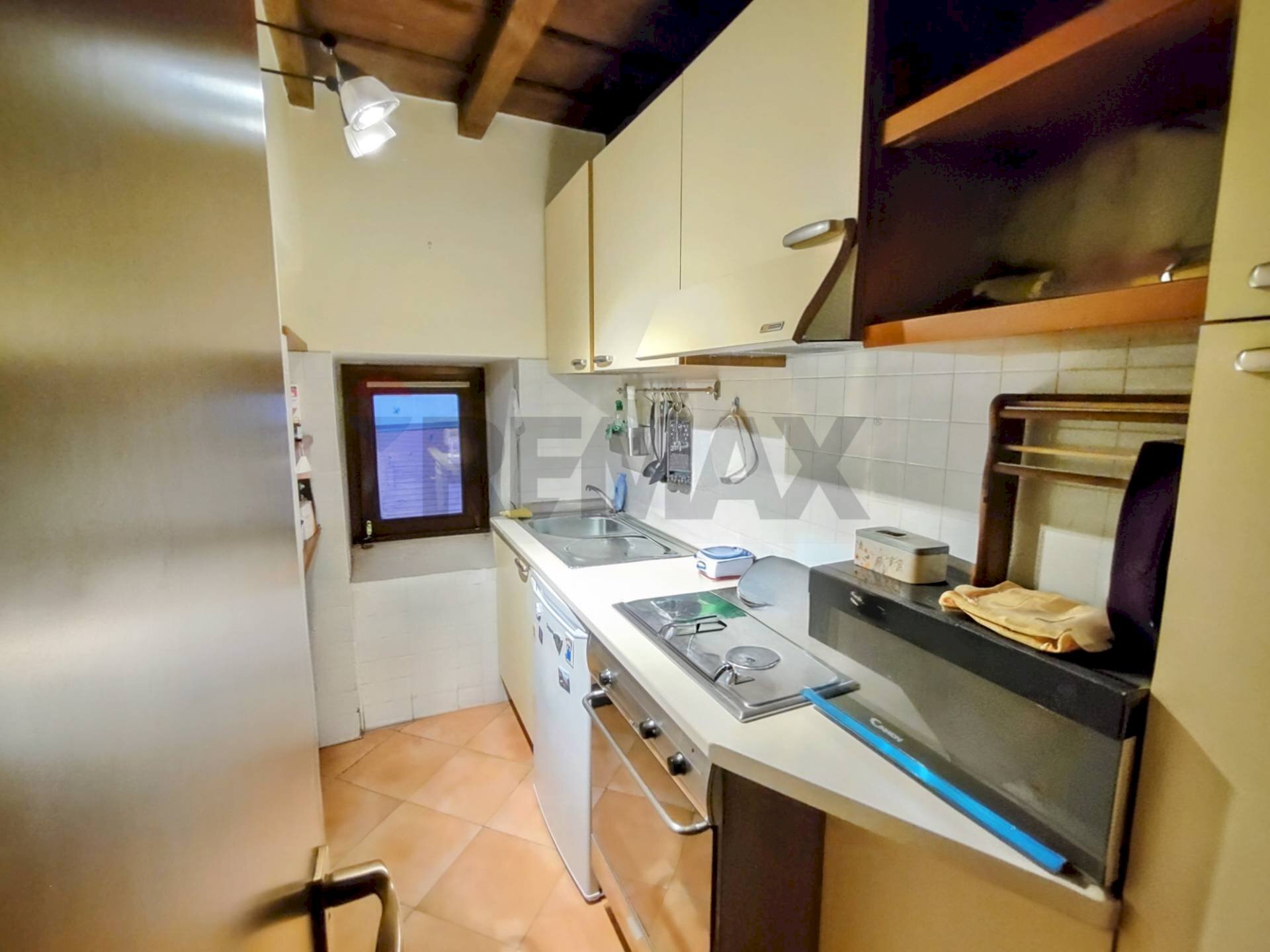 Cucina - Two-room apartment via san Martino
 
12, Pavia - photo 3