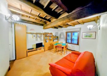 Sala da pranzo - Bilocale via san Martino
 
12, Pavia - foto 1