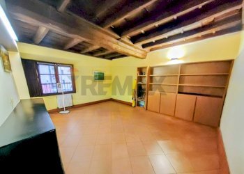 Stanza vuota - Bilocale via san Martino
 
12, Pavia - foto 5