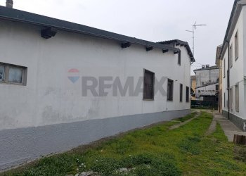 Casa all\'aperto - Casa semi indipendente Via 20 settembre
 
83, Portalbera - foto 3