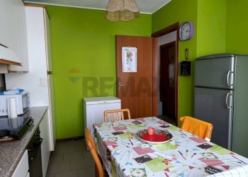 Sala da pranzo - Casa semi indipendente Via 20 settembre
 
83, Portalbera - foto 12