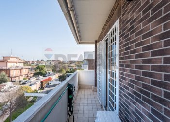 Balcone - Trilocale Via Giuseppe Beduschi
71, Roma - foto 15