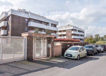 Edificio all\'aperto - Trilocale Via Giuseppe Beduschi
71, Roma - foto 33