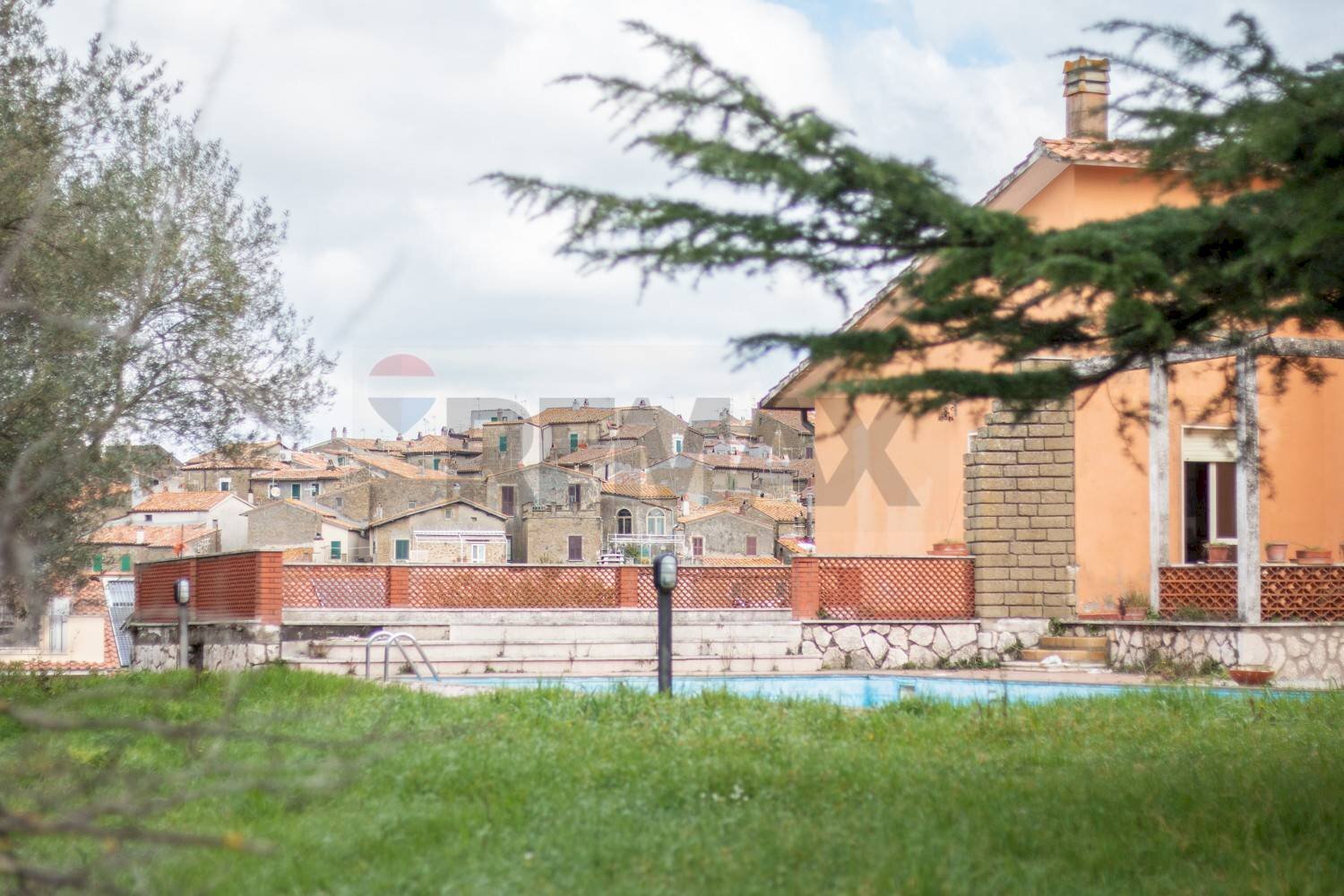 Casa all\'aperto - Casa semi indipendente via san magno
 
148, Farnese - foto 1