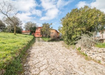 Giardino - Casa semi indipendente via san magno
 
148, Farnese - foto 3