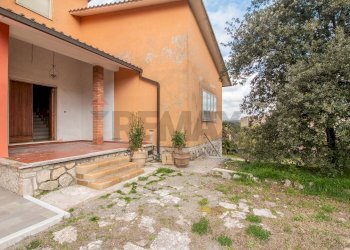 Casa all\'aperto - Casa semi indipendente via san magno
 
148, Farnese - foto 8