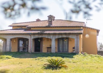 Casa all\'aperto - Villa Via dell'arcipretura
 
4, Montalto di Castro - photo 1