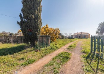 Giardino - Villa Via dell'arcipretura
 
4, Montalto di Castro - photo 4